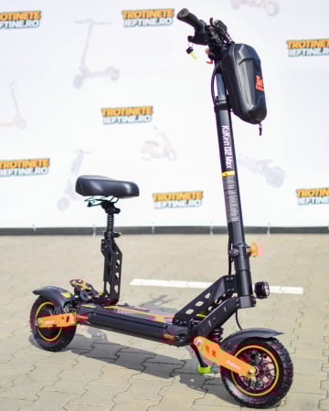 Trotinetă electrică KuKirin G2 MAX, Anvelope off-road pneumatice de 10*2.75 inch, Motor fără perii de 1000W, Viteză maximă 55 km/h, Acumulator 48V 20Ah, Autonomie 80 km