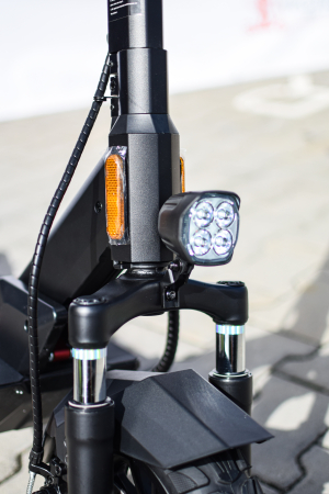 Trotineta KuKirin M4 Max (2025), 18Ah 800W, 50 Km/h, Chei 10inch Off-Road [18]
