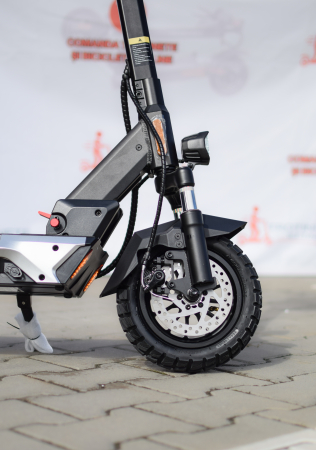 Trotineta KuKirin M4 Max (2025), 18Ah 800W, 50 Km/h, Chei 10inch Off-Road [3]