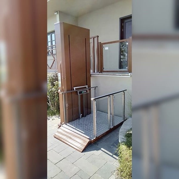Lift hidraulic pentru persoane cu dizabilități, h 150cm, cu 1 rampă si 1 ușă, compatibil scaun cu rotile | MK-TRS-901-HYD-150-1R1D, cu mecanism de antrenare laterală [1]