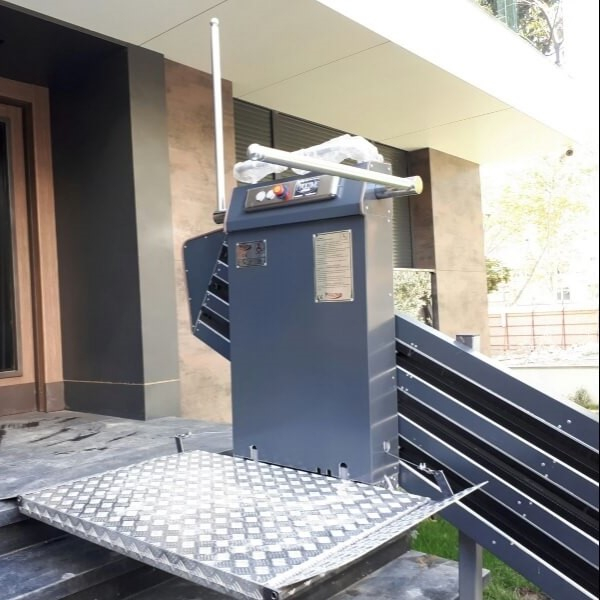 Lift / platformă inclinata pentru persoane cu dizabilități, 7.5 metri lungime | TRS-901-750 [4]