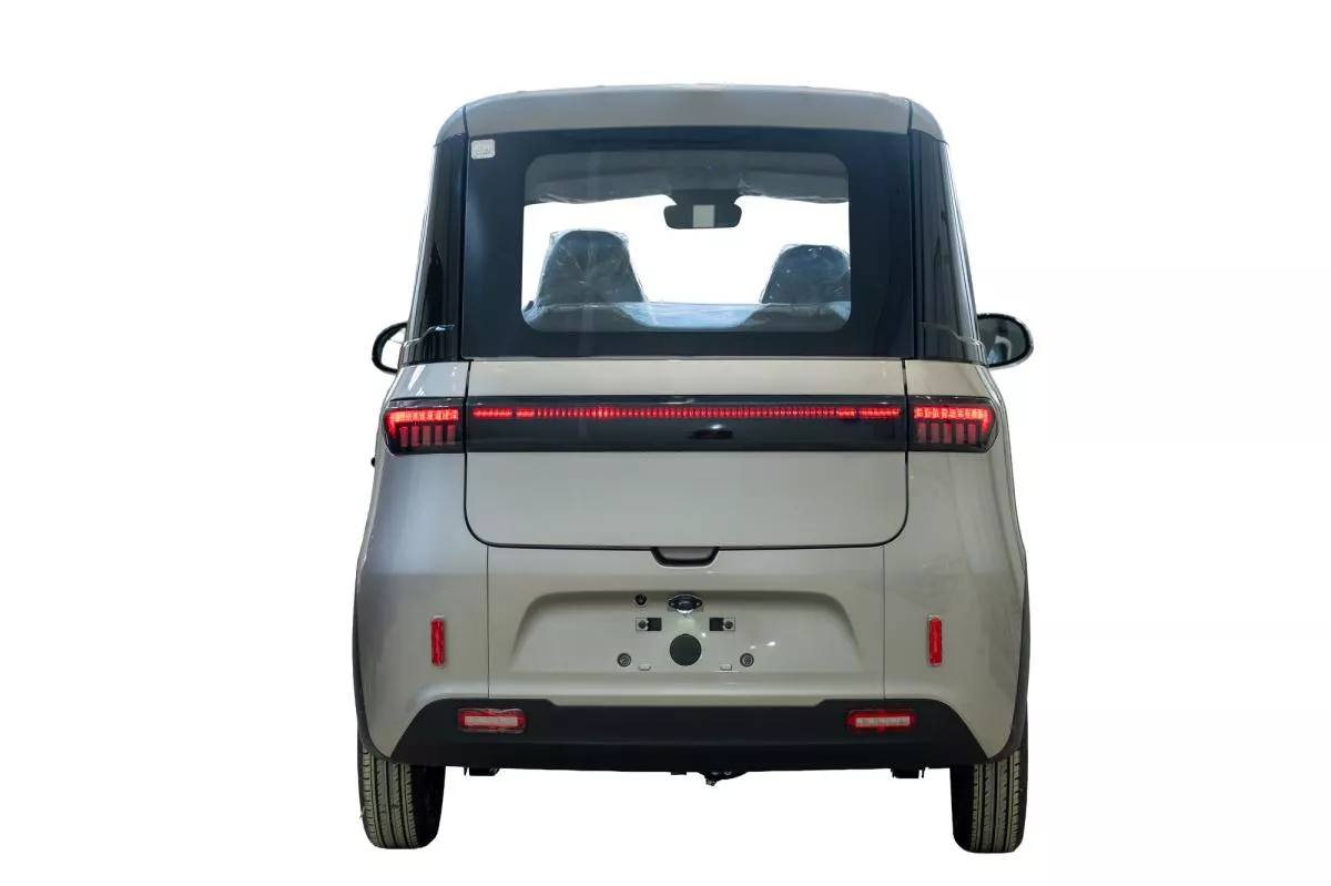 MASINA ELECTRICA/CVADRICICLU  VIBE PLUS SILVER CU AER CONDITIONAT 4000W BLADE [3]