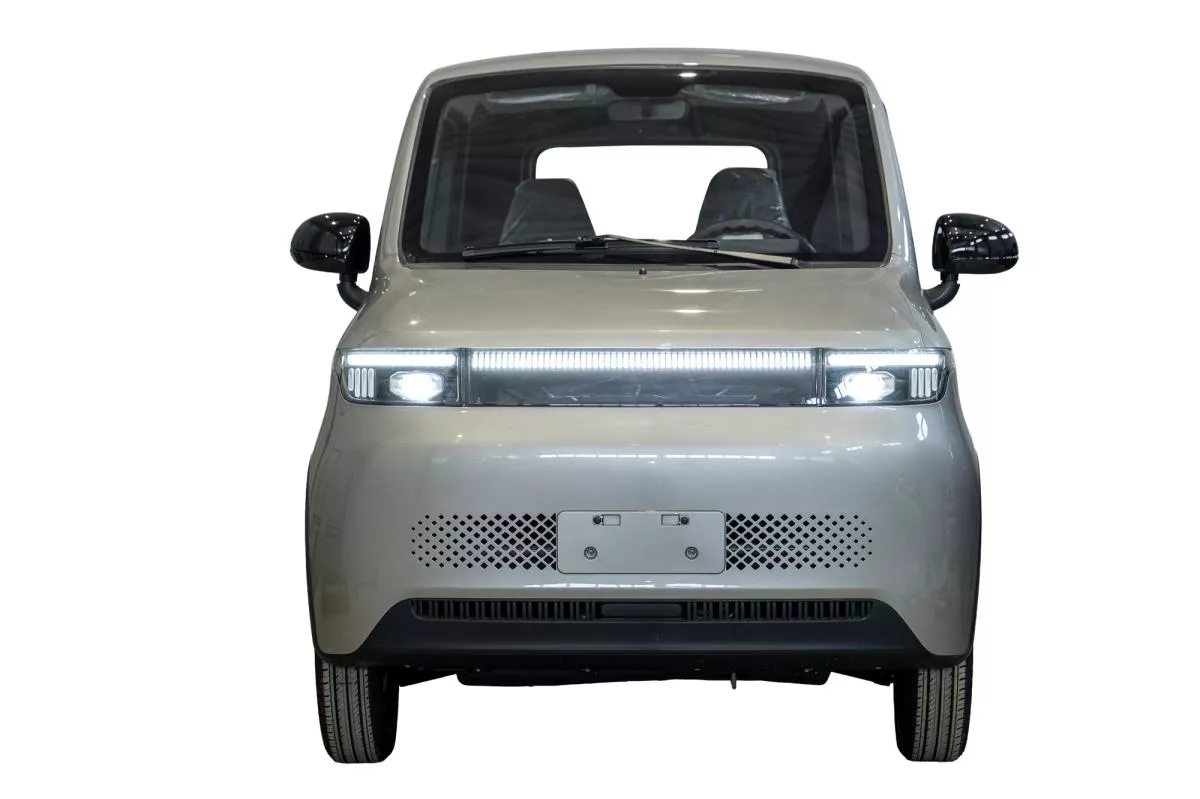 MASINA ELECTRICA/CVADRICICLU  VIBE PLUS SILVER CU AER CONDITIONAT 4000W BLADE [2]