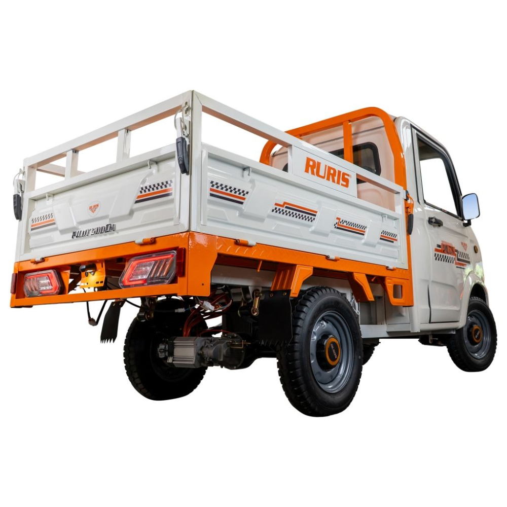 Camioneta/Masinuta/Triciclu/Cvadriciclu RURIS Pilot 5000, putere maximală: 4900 W, Autonomie:130 km, viteza maxima: 25 km/h [20]
