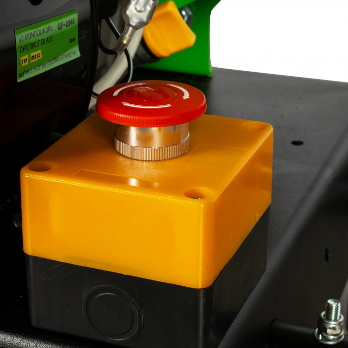 Tocator pentru crengi si vita de vie Micul Fermier, Ø60mm, motor benzina 7CP pentru rumegus [20]