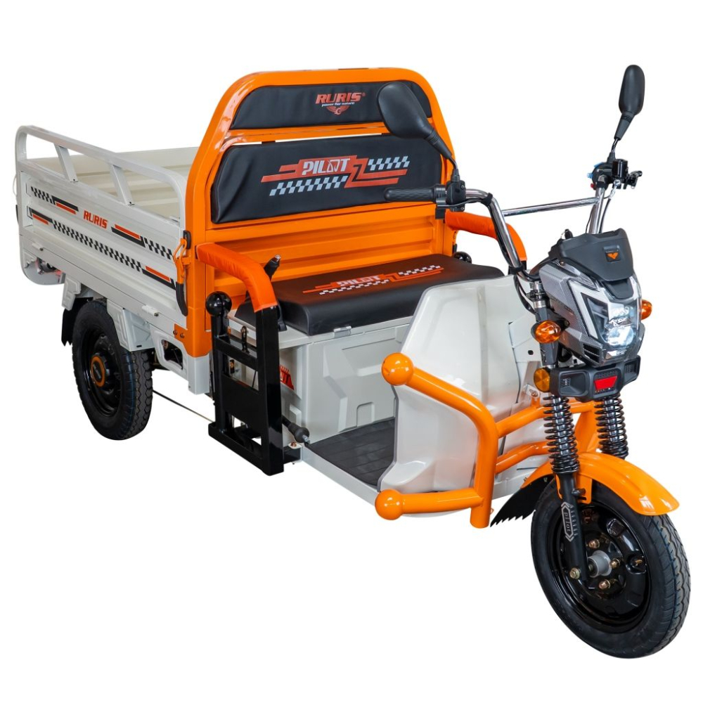 Triciclu electric cargo RURIS Pilot 3120, putere maximală: 2000 W, Autonomie: 70 km [12]