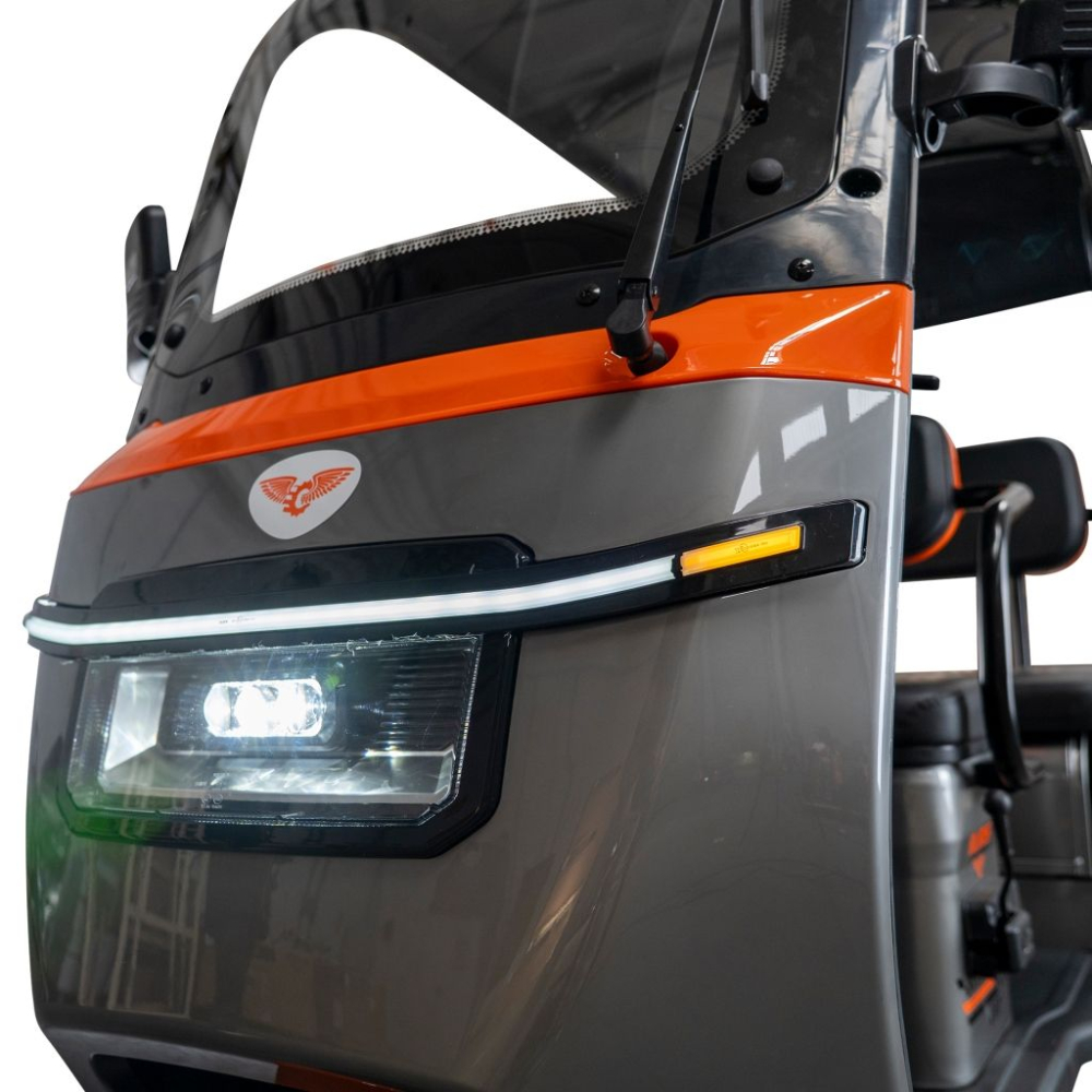 Triciclu electric RURIS Pilot 3070, putere maximală: 2900 W [18]