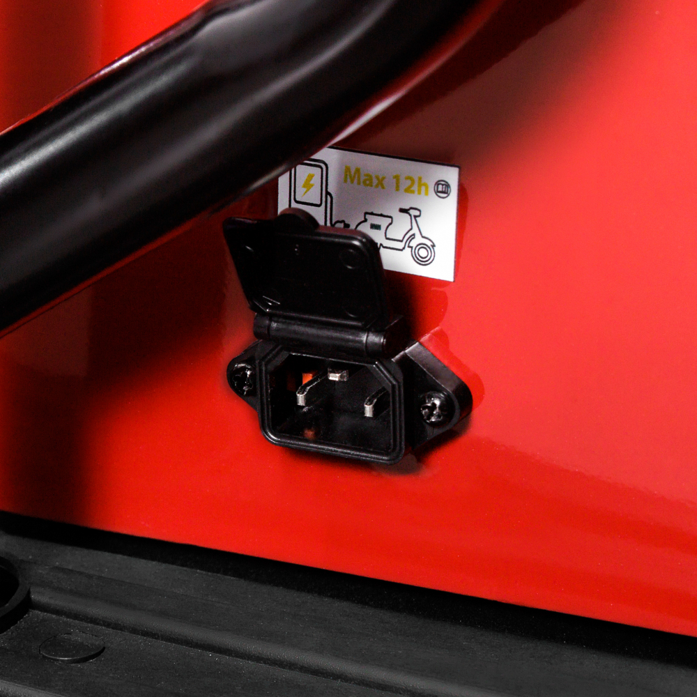 Triciclu electric Voltarom APM5, 60V, 20 AH, 1000W, fara permis, 25km/h, Rosu, autonomie pana la 40km [8]