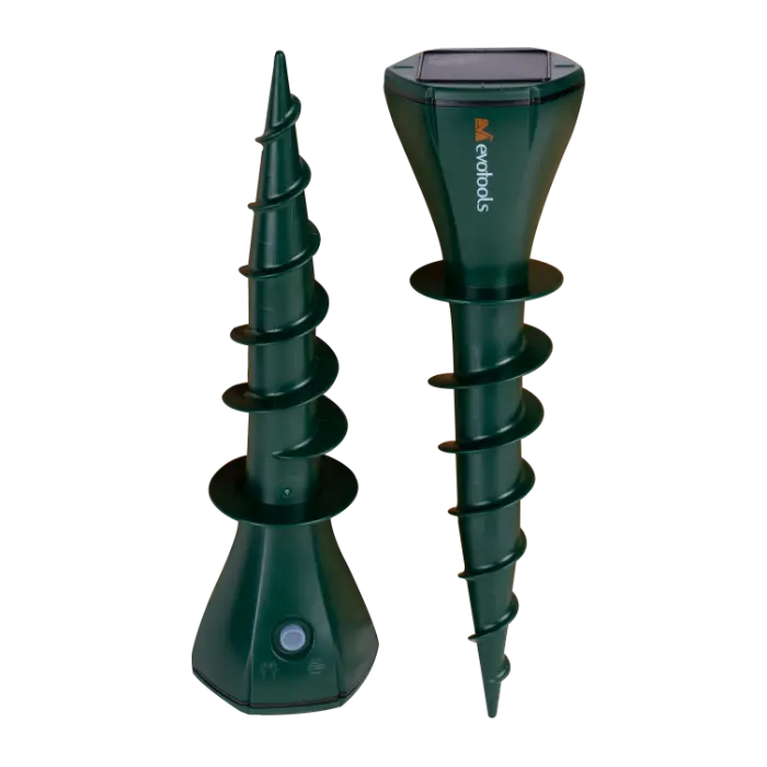 Alte produse - Aparat Incarcare Solara cu Vibratii si Ultrasunete Anti Rozatoare si Serpi EvoTools