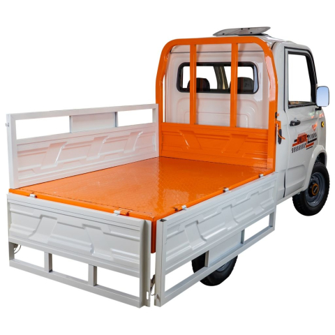Camioneta/Masinuta/Triciclu/Cvadriciclu RURIS Pilot 5000, putere maximală: 4900 W, Autonomie:130 km, viteza maxima: 25 km/h [22]