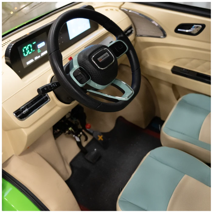 Masina electrica/Triciclu/Cvadriciclu Electric Pick-up Rubo ME3000 putere maxima 4900W cu volan, viteza maxima 25 km/h, autonomie 130 km [25]