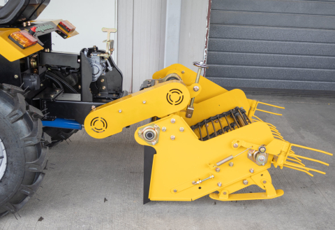 Remorci motocultoare - ProGARDEN Utilaj de recoltat cartofi V27 pentru minitractor Campo T