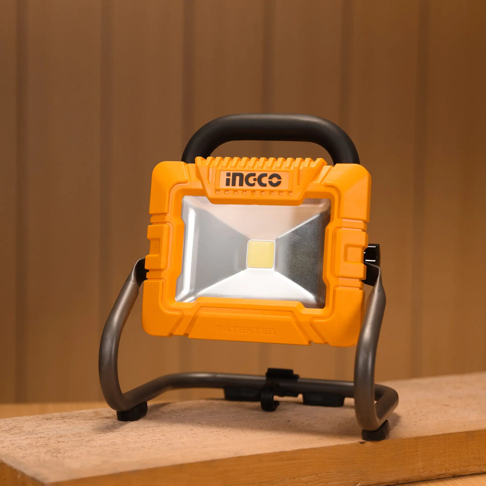Proiector LED 20V 1800Lumeni [3]