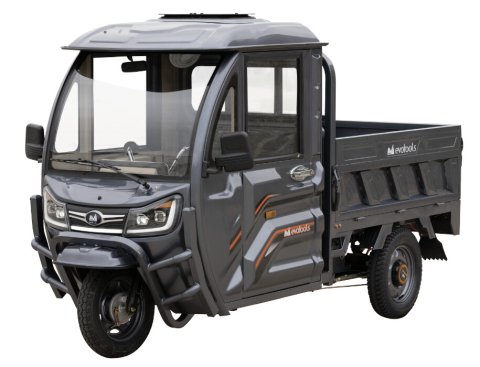 Triciclu Electric Cargo Cabina Inchisa Voinicu TCB1500, Putere maximala 3800 W, Autonomie 60 km, Viteza maxima: 25 km/h [1]