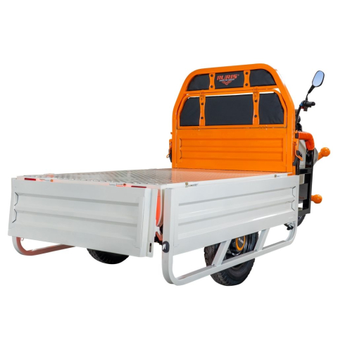 Triciclu electric cargo RURIS Pilot 3120, putere maximală: 2000 W, Autonomie: 70 km [26]
