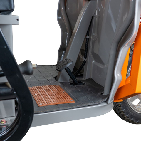 Triciclu electric cargo RURIS Pilot 3130, putere maximală: 3600 W, Autonomie: 80 km,  viteza maxima 25km/h [20]