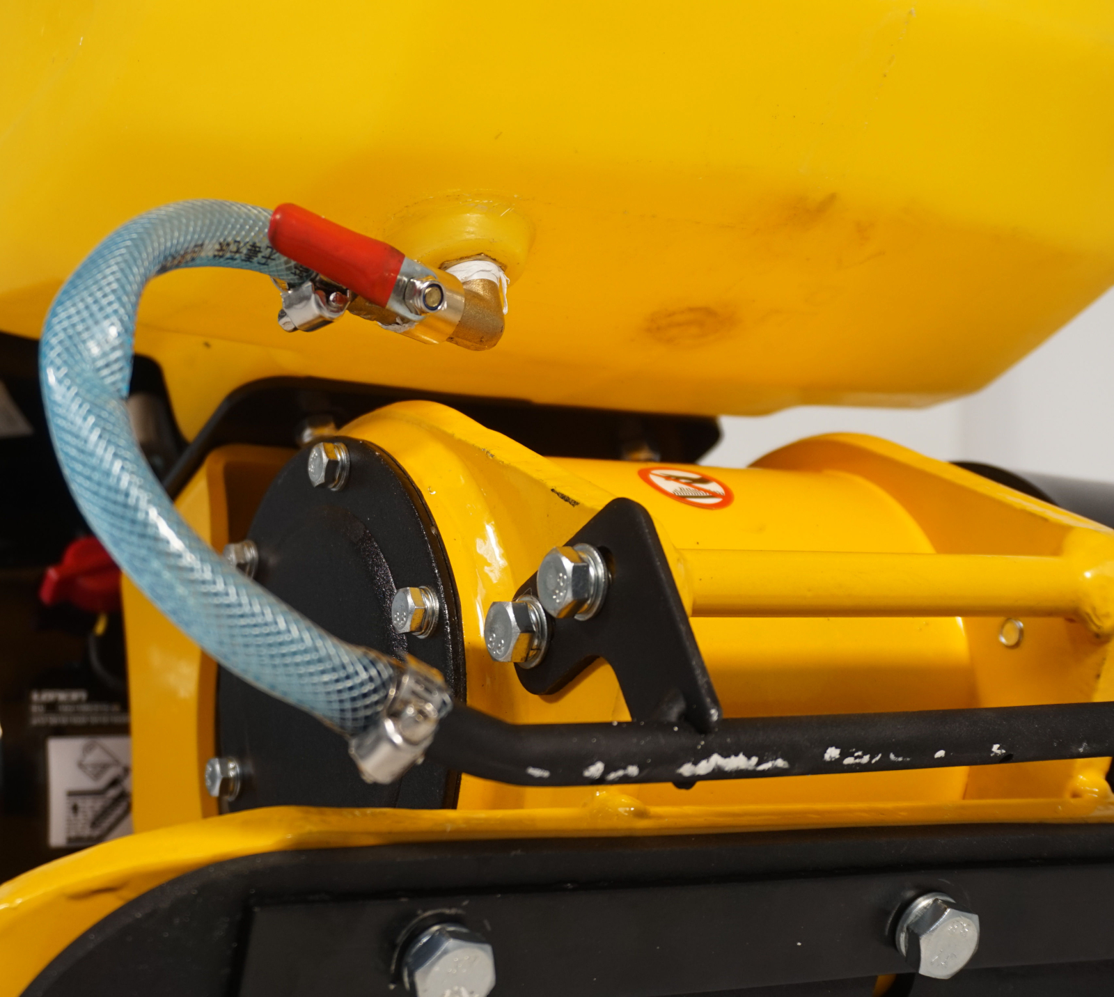 banca stradala Stager PCB60 Placa compactoare usoara, Loncin G200F benzina, rezervor apa, roti, covor silicon