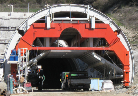Cofraj pentru tunel / Formwork for the tunnel - Cofraj pentru tunel / Formwork for the tunnel