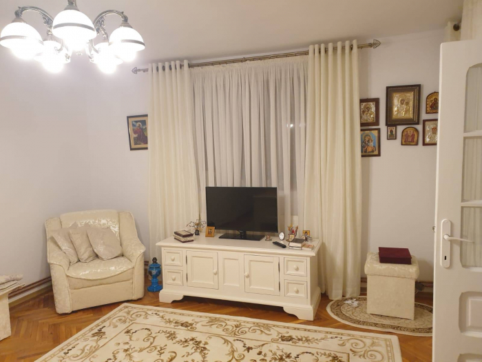 Comoda TV, L150*51*H56 cm,  2 usi 4 sertare, [9]