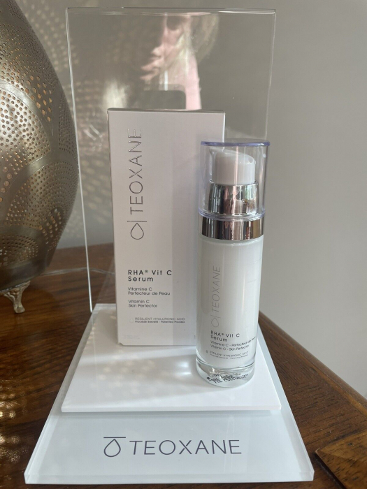 Ser Teoxane RHA Vitamina C [2]