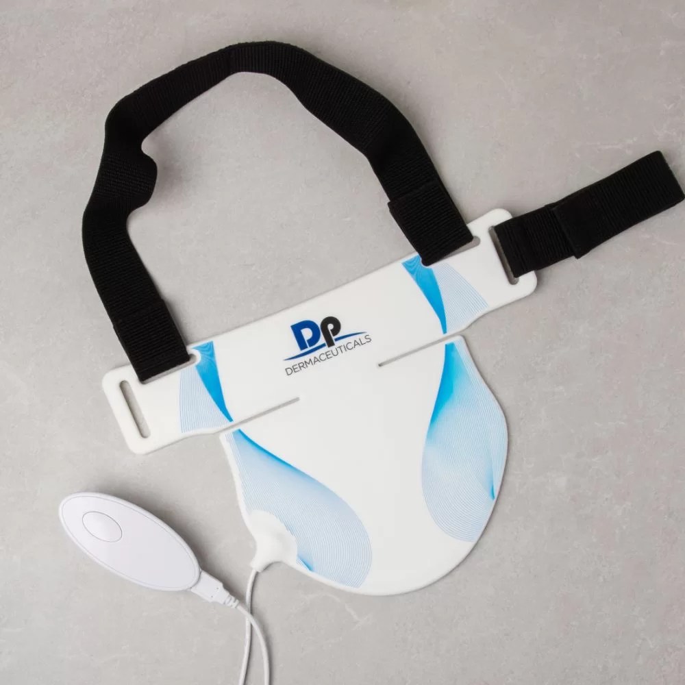 DP DERMACEUTICALS - DP Dermaceuticals my L.E.D. NECK & DÉCOLLETÉ Mask