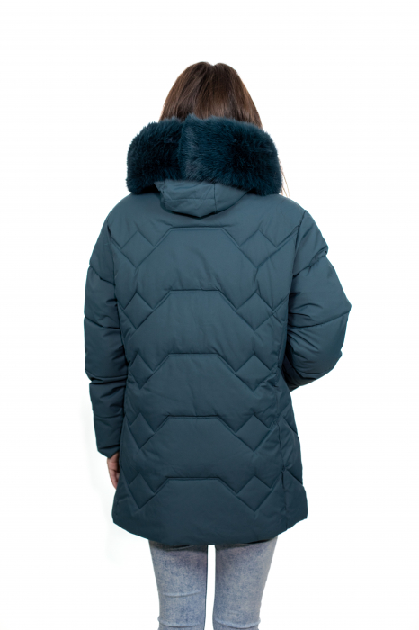 Geacă Dama 231 – Comfort și Stil cu Detalii Detasabile [2]