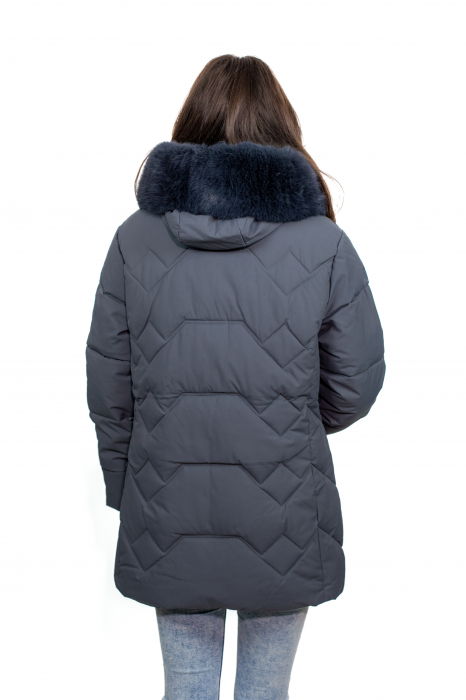 Geacă Dama 231 – Comfort și Stil cu Detalii Detasabile [2]