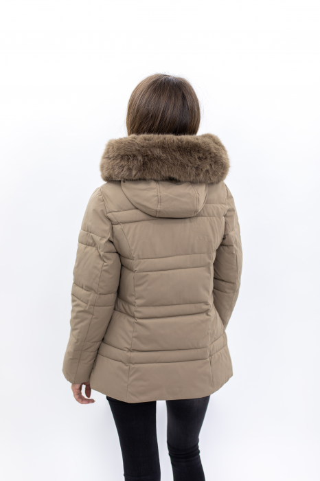 Geacă Dama 2319 – Eleganță și Comfort în Sezonul Rece [2]