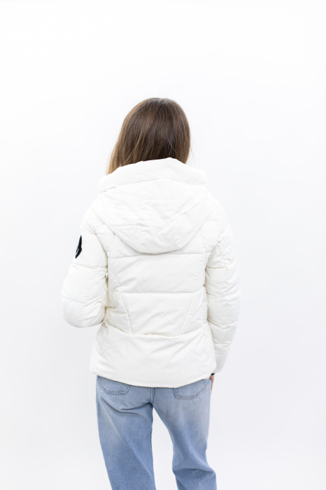 Geacă Dama 253 – Confort și Stil pentru Sezonul Rece [2]