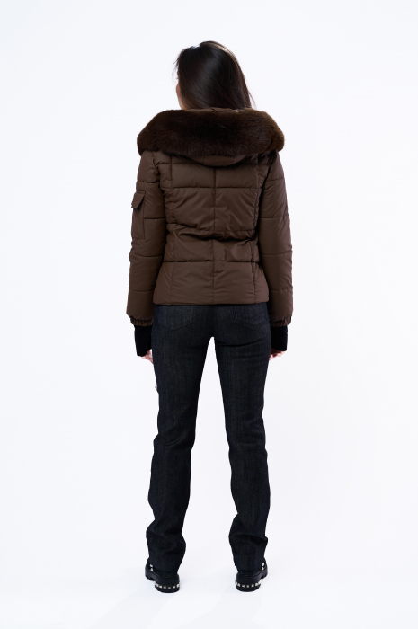 Geacă Dama 621 – Eleganță și Funcționalitate pentru Zilele Recile [6]