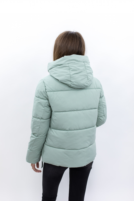 Geacă Dama 2301 – Confort și Stil cu Accesorii Integrate [2]