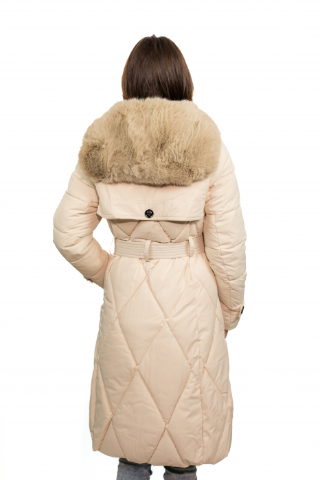 Geacă Dama 618 cu Blană Sintetică Detasabilă – Confort și Eleganță în Fiecare Detaliu [2]