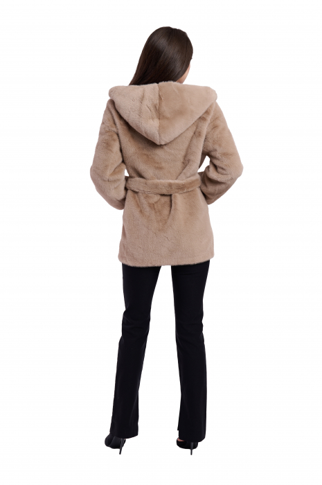 Haina Blană cu Glugă 663 [2]