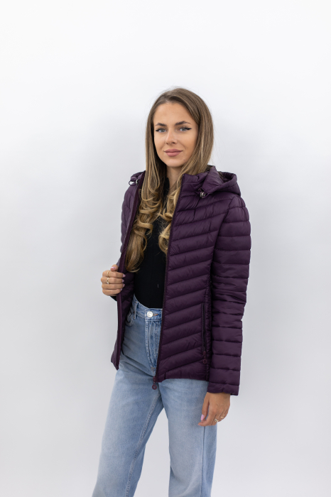 Jachetă Dama 2025 cu Glugă Detașabilă – Stil și Confort pentru Sezonul Răcoros [4]