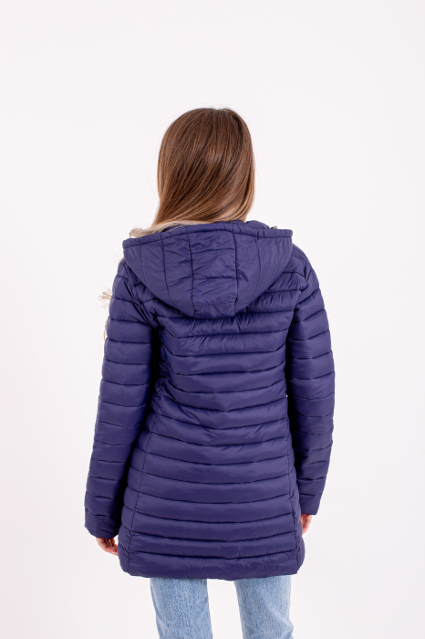 Jachetă Dama Lungime Medie 2030 – Eleganță și Confort în Sezonul Răcoros [2]