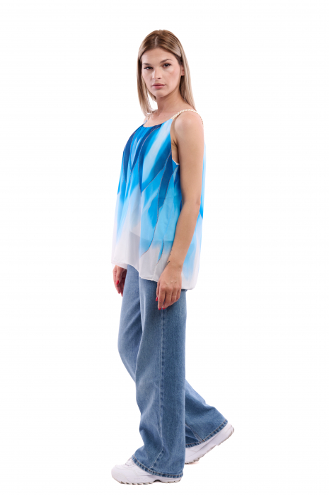 Maioul dama, ușor de asortat cu orice ținută casual [3]