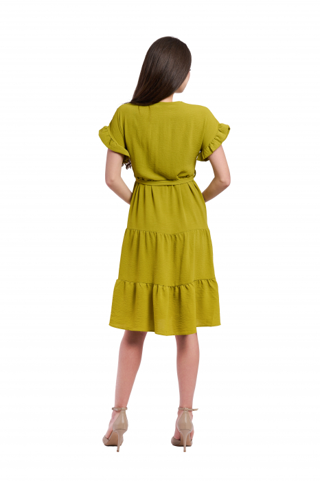 Rochia dama 946 este alegerea perfectă pentru orice ocazie! [2]