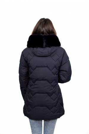 Geacă Dama 231 – Comfort și Stil cu Detalii Detasabile [1]