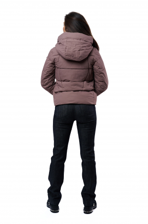 Geacă Dama 601 cu Glugă – Protecție și Confort în Sezonul Rece [1]