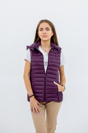 Veste de damă - Vesta dama 2021 îți aduce un look modern și confortabil, perfect pentru sezonul rece
