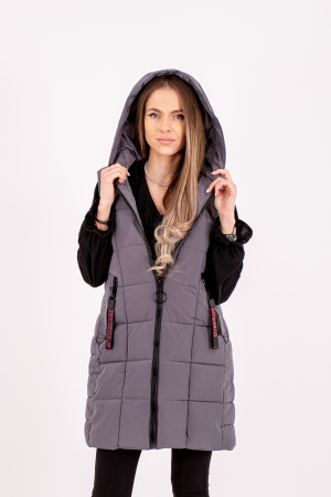 Vesta dama cu glugă 1888 este alegerea ideală pentru un stil modern și confortabil. [3]