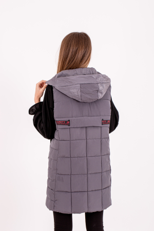 Vesta dama cu glugă 1888 este alegerea ideală pentru un stil modern și confortabil. [1]