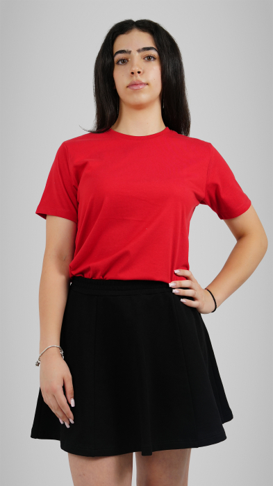 Tricou cu manecă scurtă roșie [1]