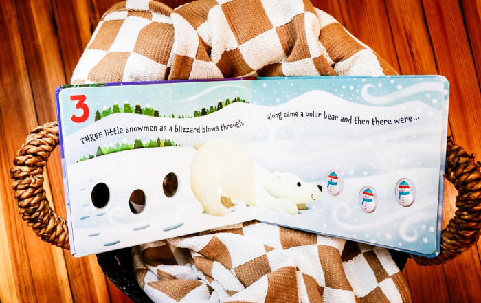 Invata sa numeri Ten Little Snowmen: A Counting Storybook [5]