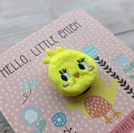 Carte cu marioneta pentru deget Finger puppet Chick [1]
