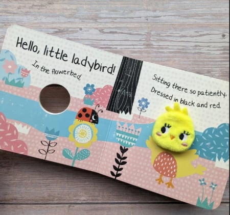 Carte cu marioneta pentru deget Finger puppet Chick [3]