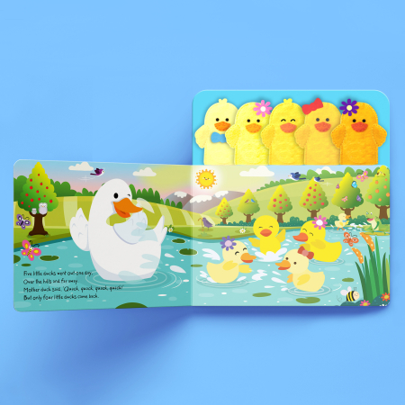 Five Little Ducks Finger Puppet Book [2]