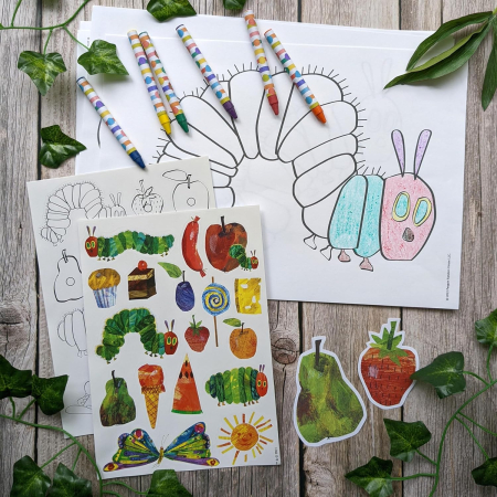 Very Hungry Caterpillar Children's Colouring Set with Crayons and Stickers A4 [2]