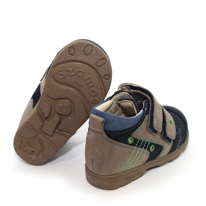 Pantofi cu scai [2]