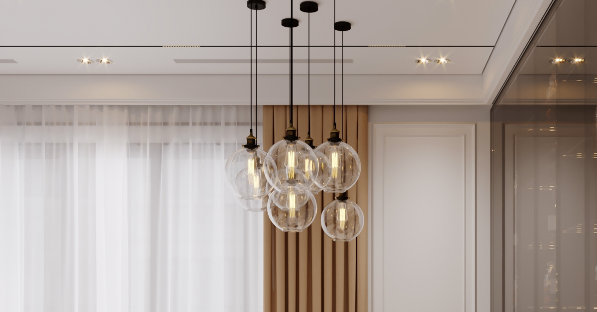 Plafoniere moderne vs. Candelabre: Cum alegi piesa centrală în funcție de înălțimea tavanului